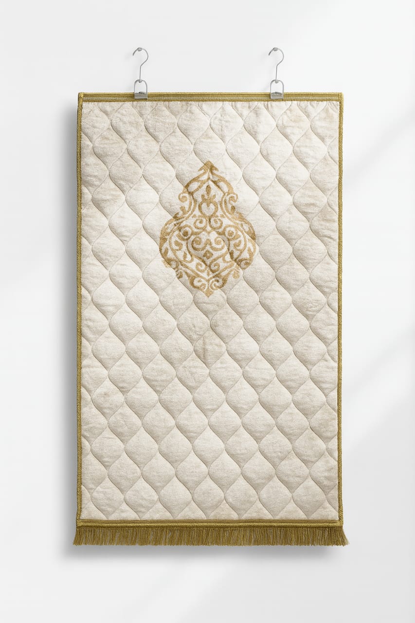 Pearl White Foam Janemaz